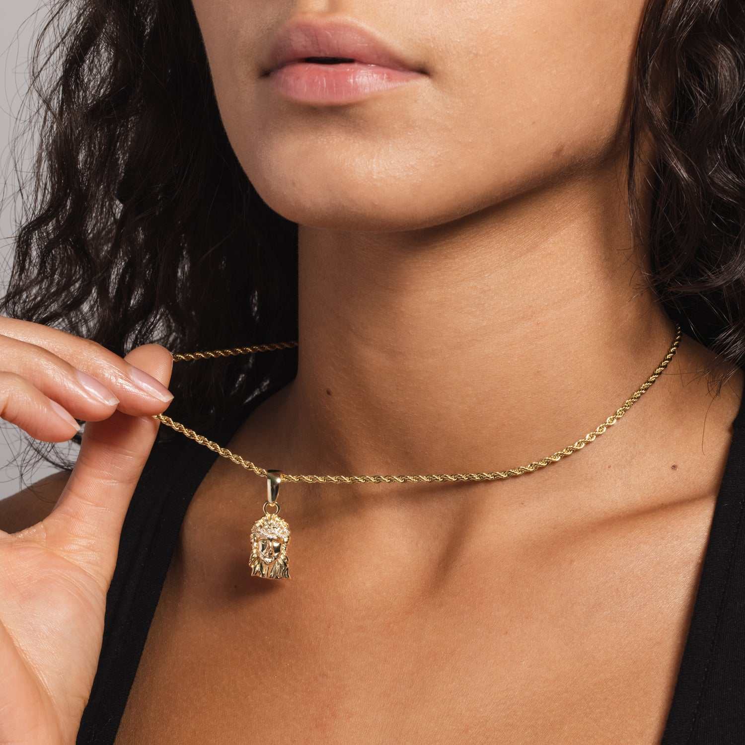14k Solid Gold Micro Jesus Pendant in Yellow Gold - Image 3