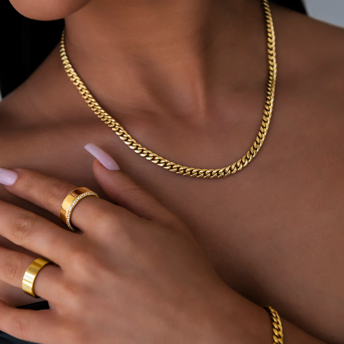 Miami Cuban Necklace in Yellow Gold - 5mm - Image 8