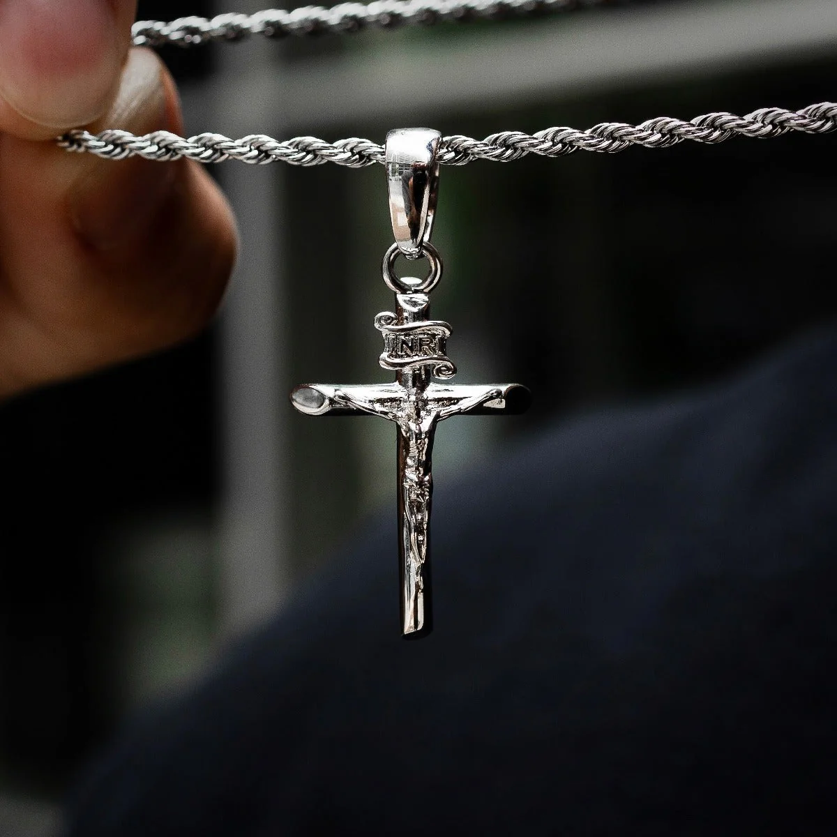 Crucifix Pendant + 2MM Rope Chain Bundle in White Gold - Image 2