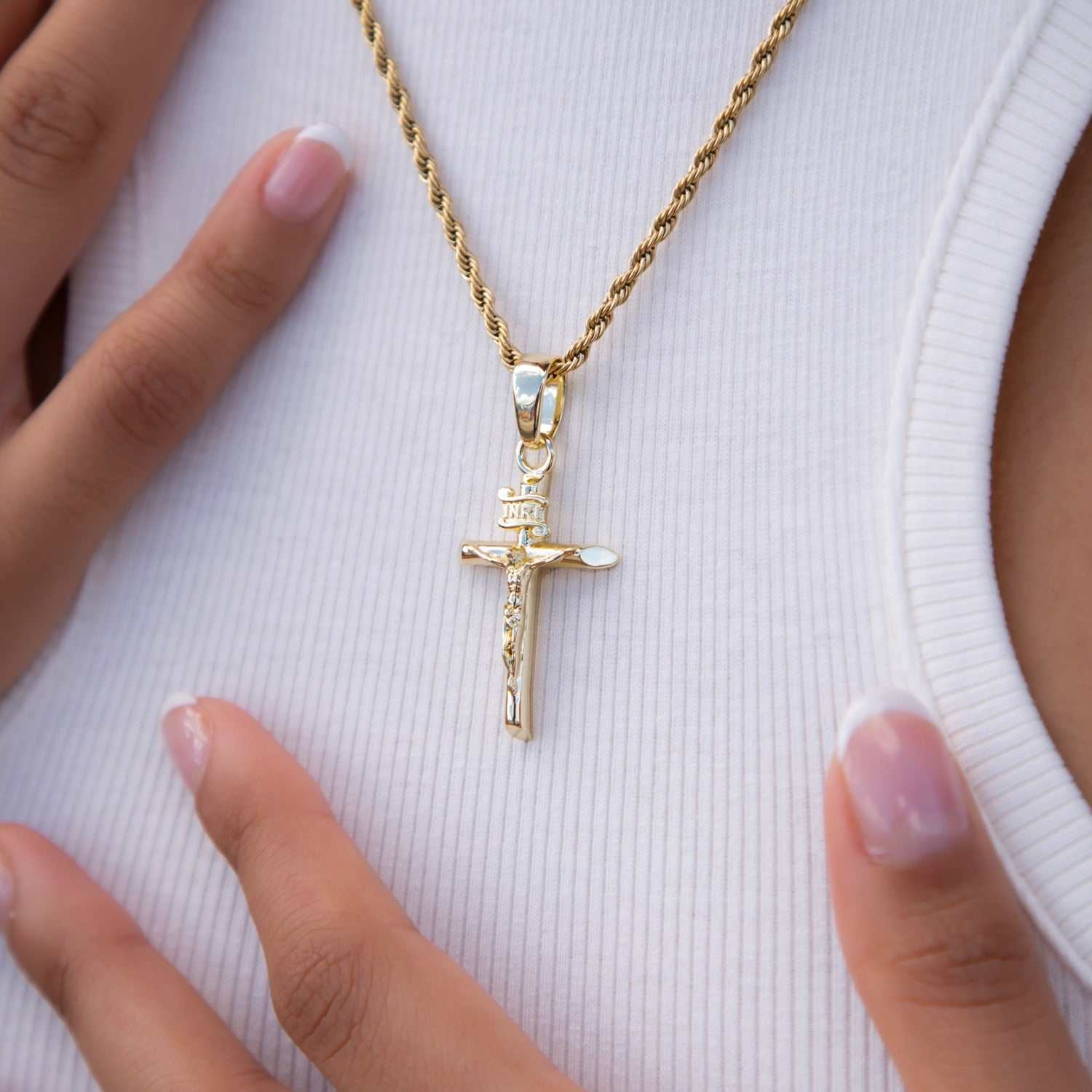 Crucifix Pendant + 2MM Rope Necklace Bundle in Yellow Gold