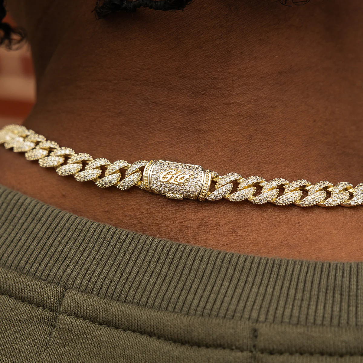 Diamond Cuban Chain in Yellow Gold - 8.5mm - Image 4