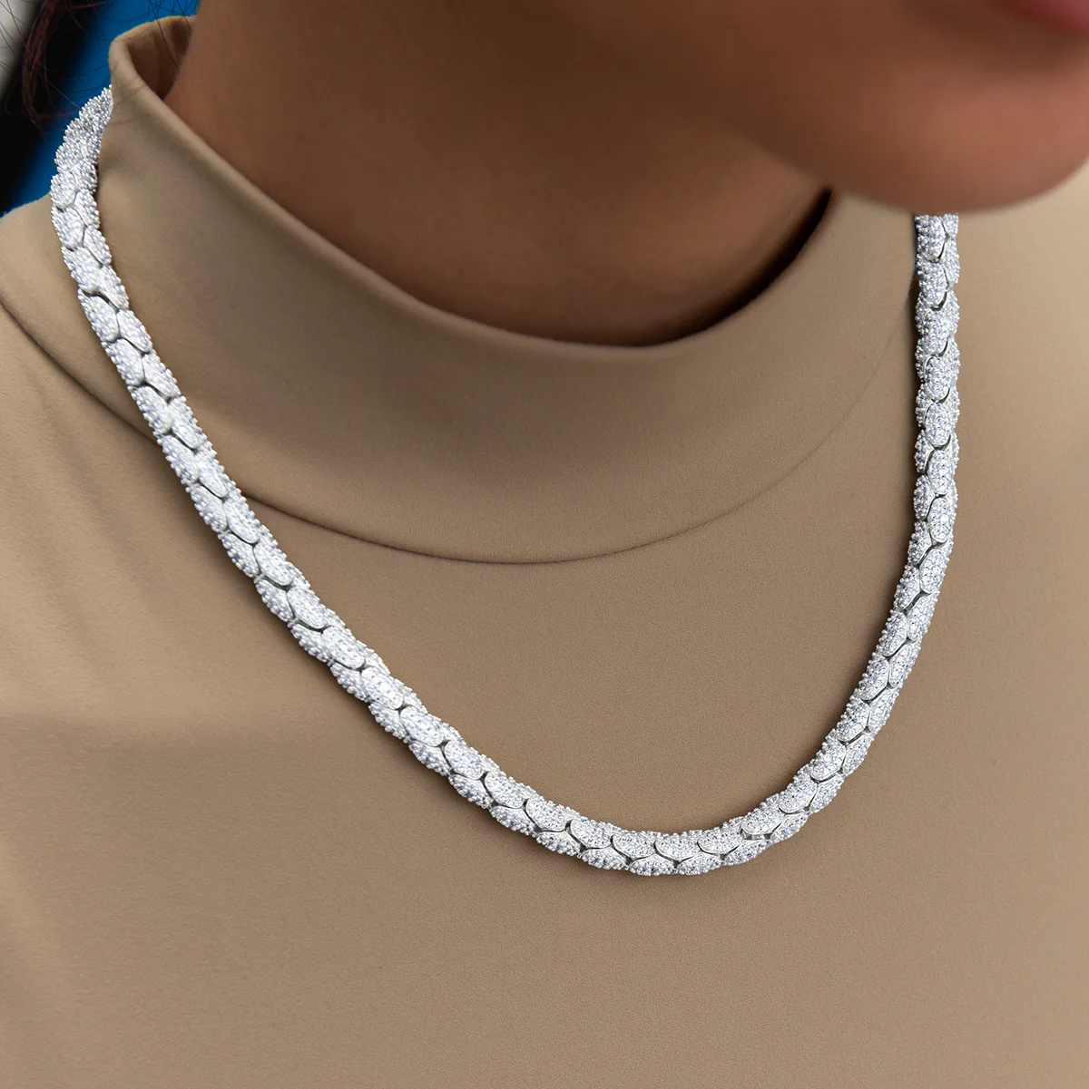 Diamond Pave Snake Link Necklace in White Gold-6mm - Image 4