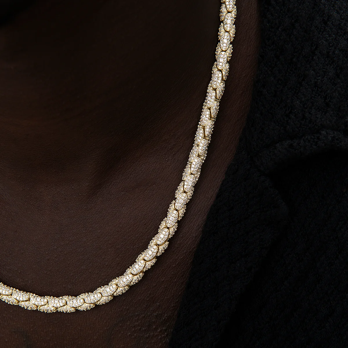 Diamond Pave Snake Link Chain in Yellow Gold-6mm - Image 4
