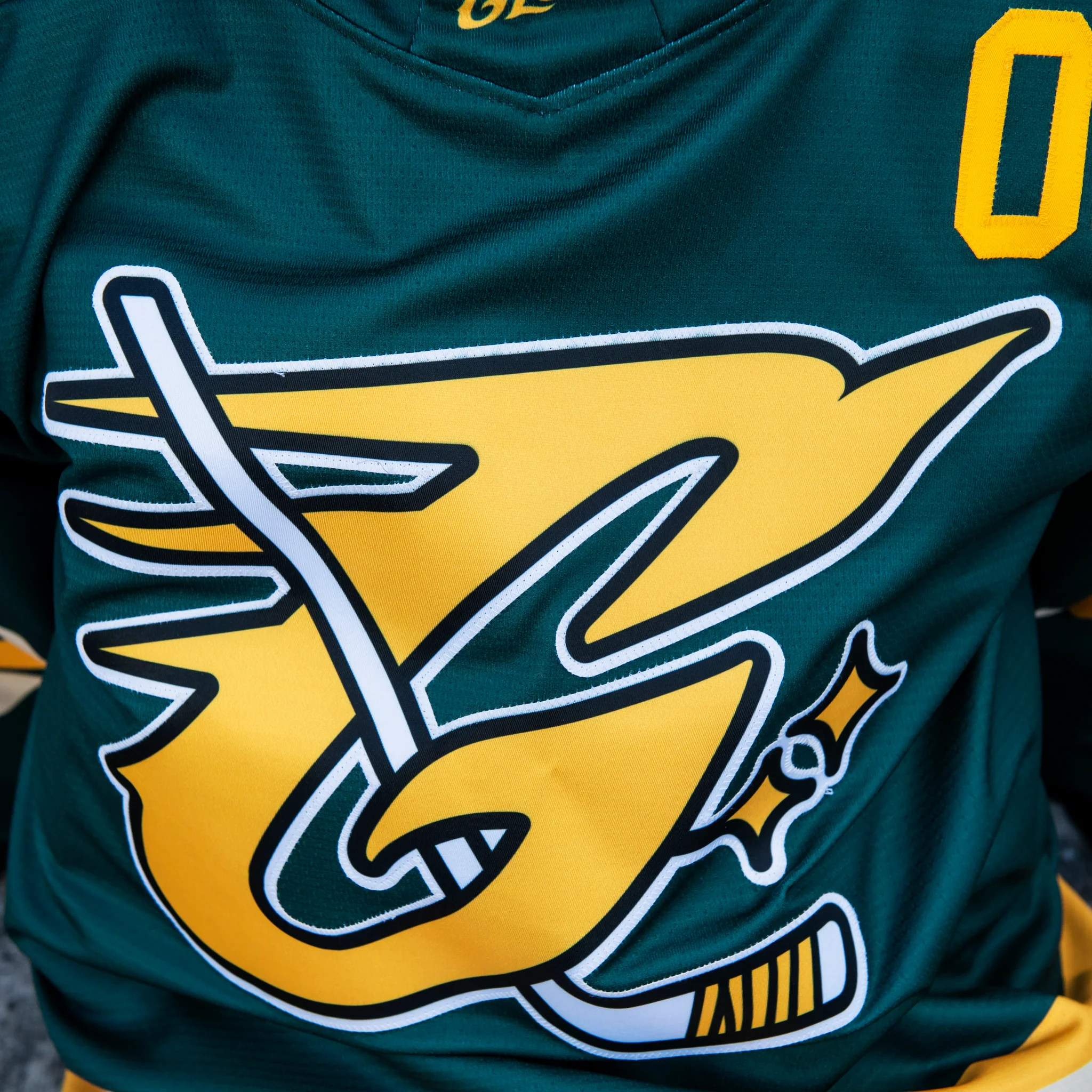 GLD Green and Yellow Hockey Jersey - Image 5