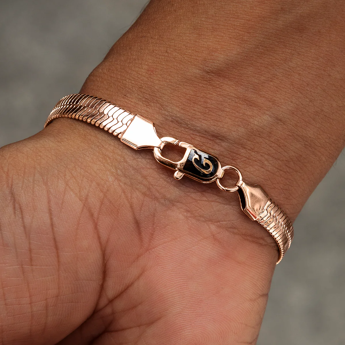 Herringbone Bracelet in Rose Gold - 8mm - Image 3