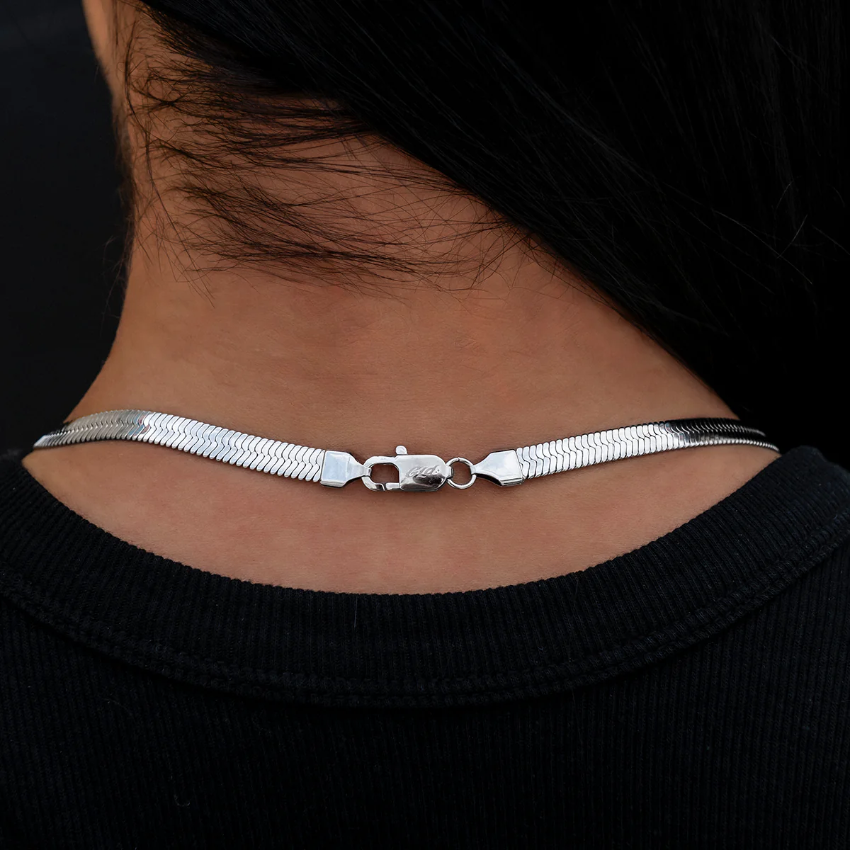 Herringbone Necklace in White Gold- 6mm - Image 4