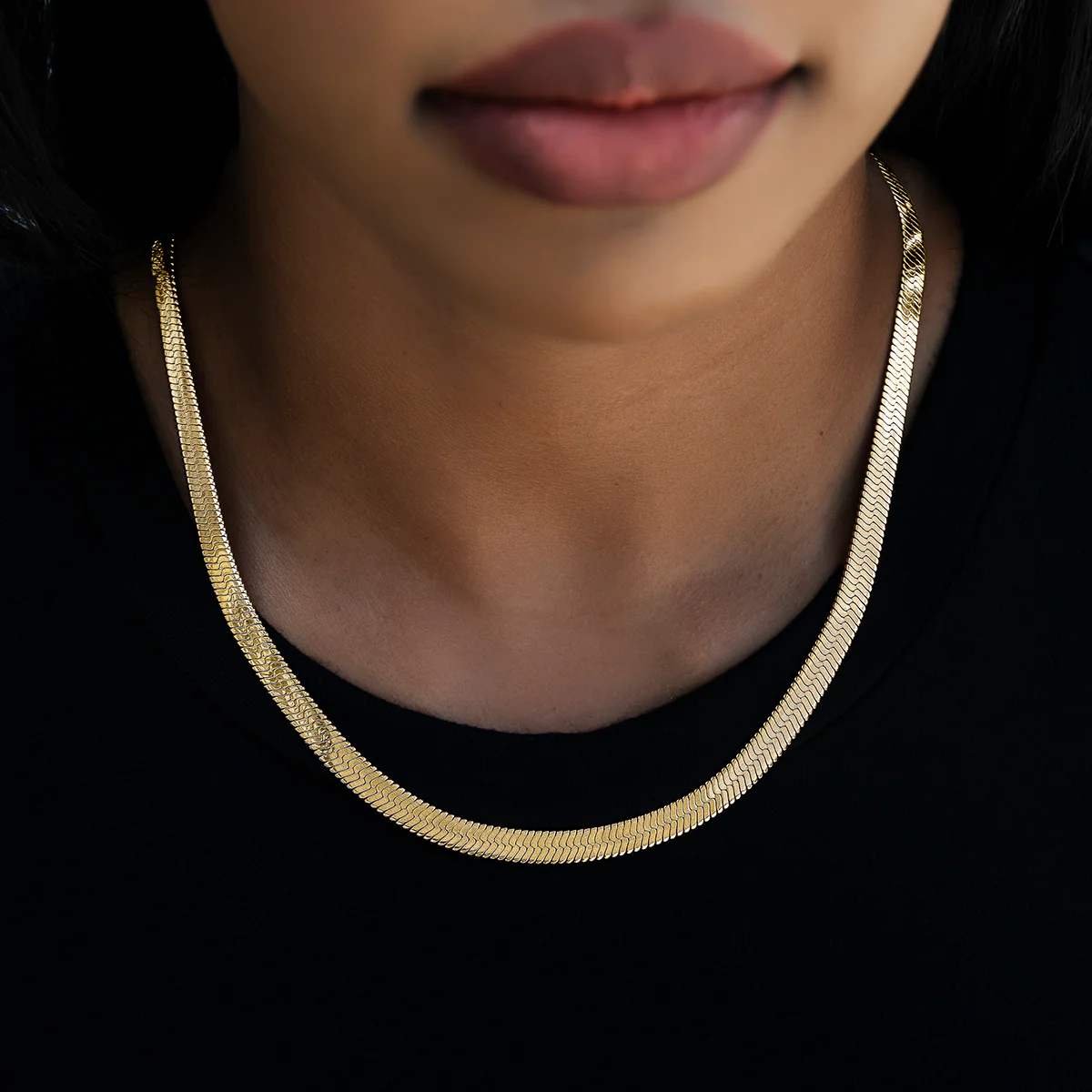 Herringbone Necklace in Yellow Gold- 8mm - Image 3