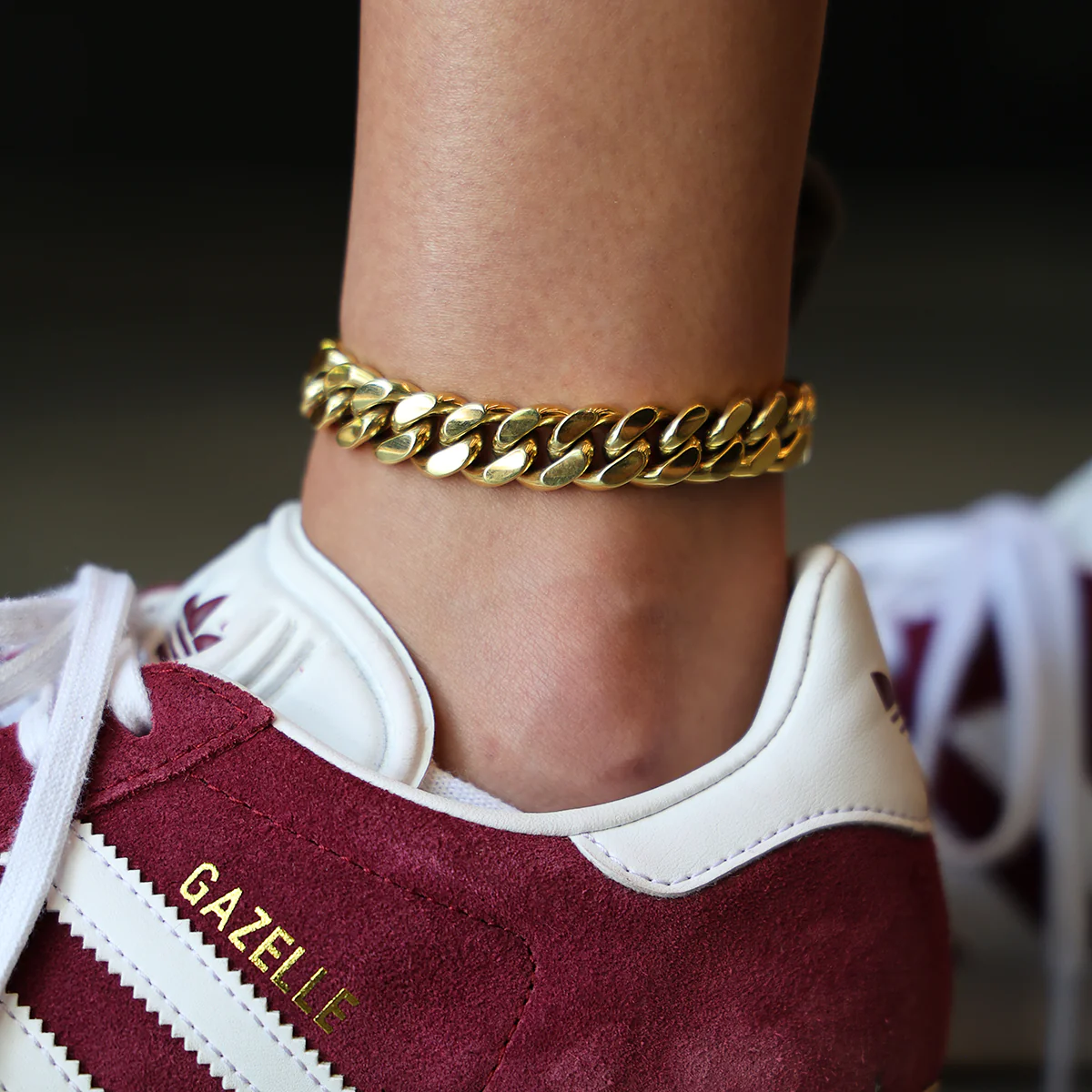Miami Cuban Anklet in Yellow Gold- 12mm - Image 2