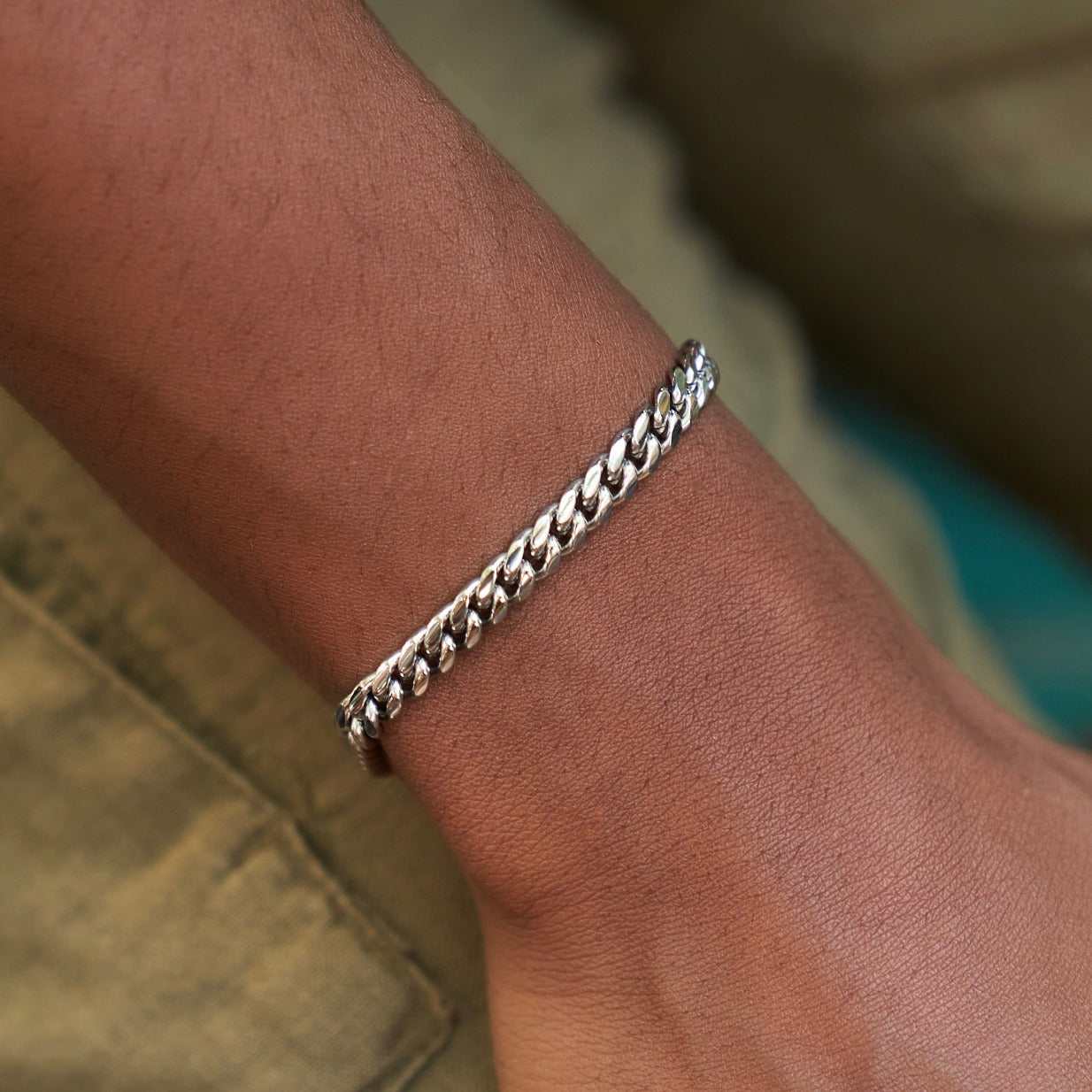 Miami Cuban Chain Bracelet in Sterling Silver - 5mm - Image 2