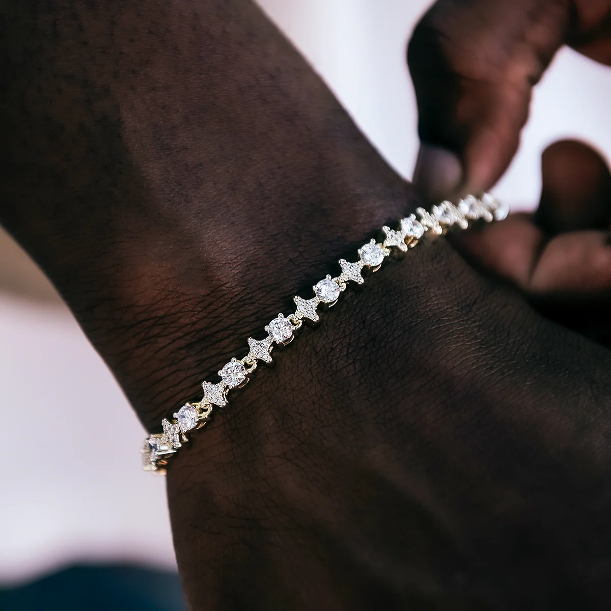 Men's Moissanite Round Stone Star Tennis Bracelet in Yellow Gold Vermeil - 6mm - Image 2
