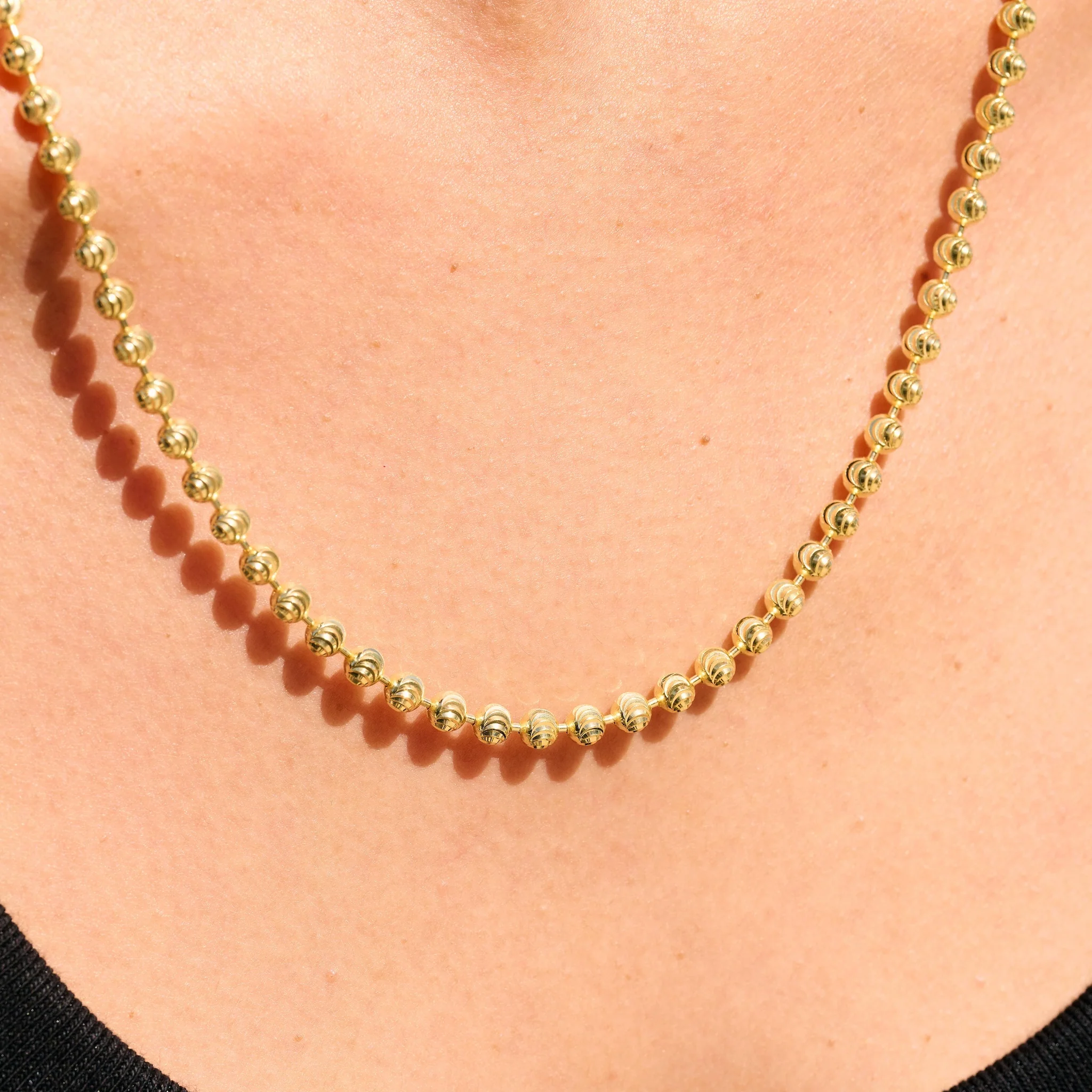 Moon Cut Ball Chain in Solid Gold - 4mm - Image 3