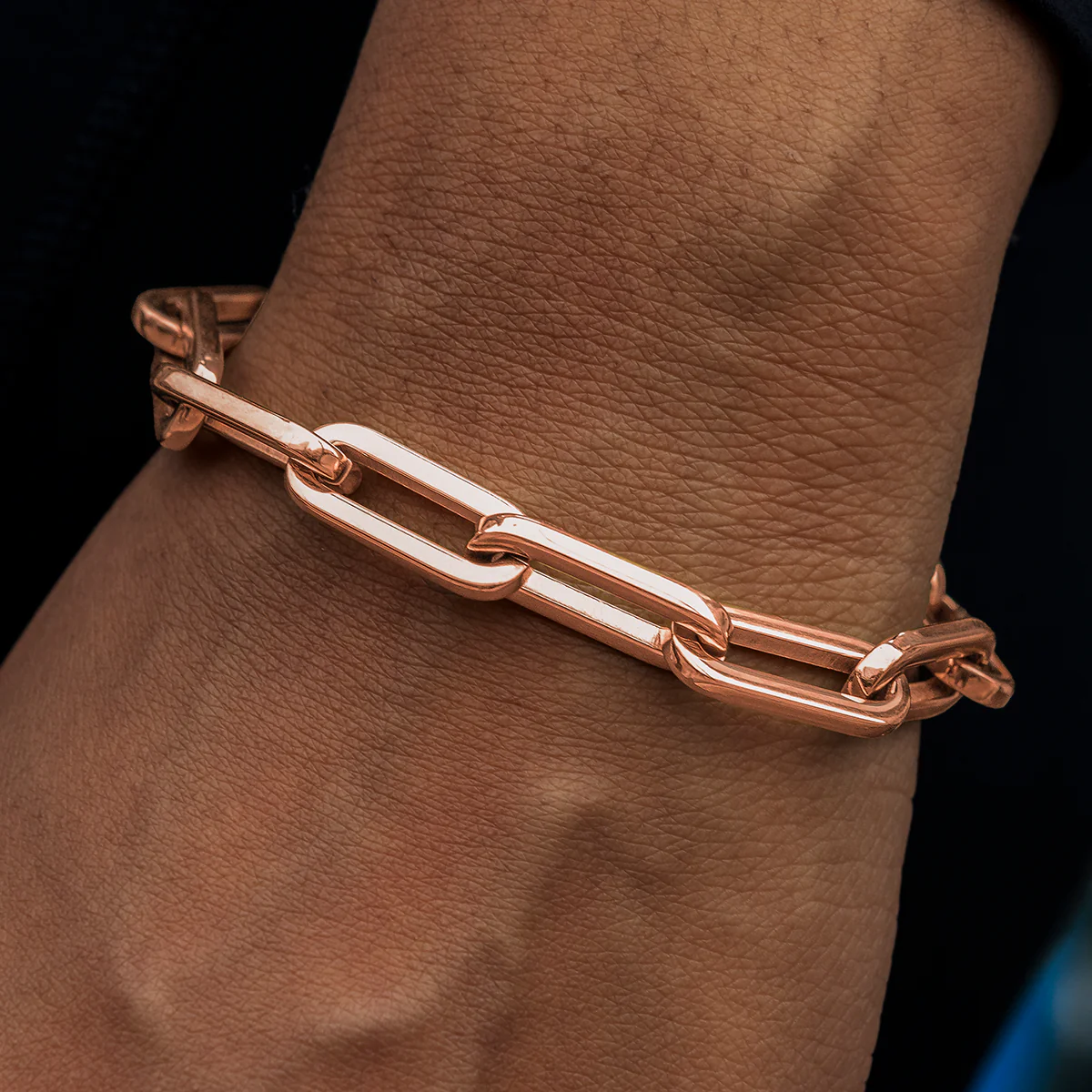Paper Clip Bracelet in Rose Gold- 8mm - Image 2