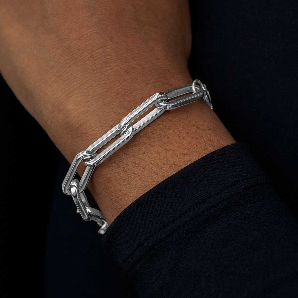 Paper Clip Bracelet in White Gold- 8mm - Image 2