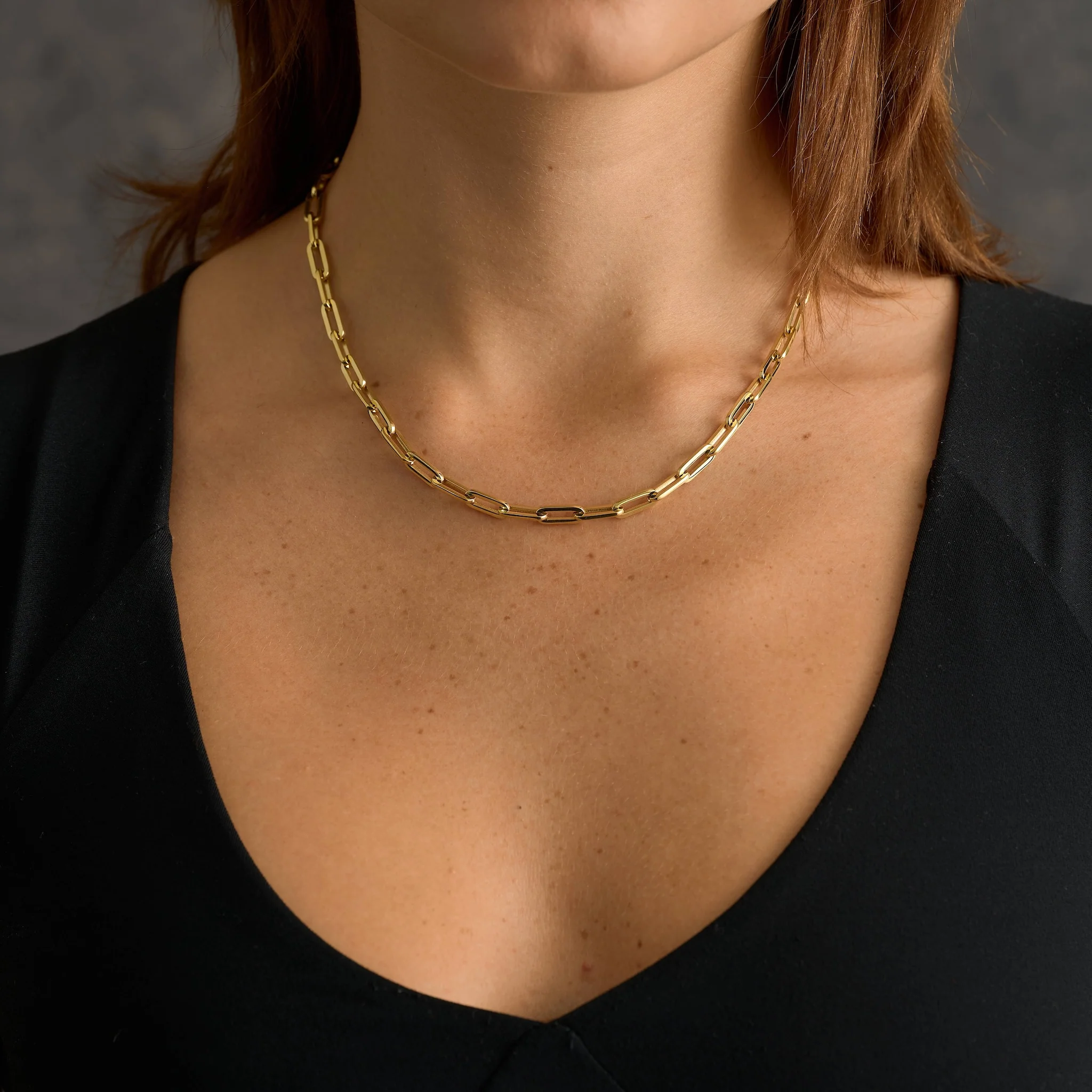 Paper Clip Chain Necklace in Yellow Gold - 5mm - Image 3