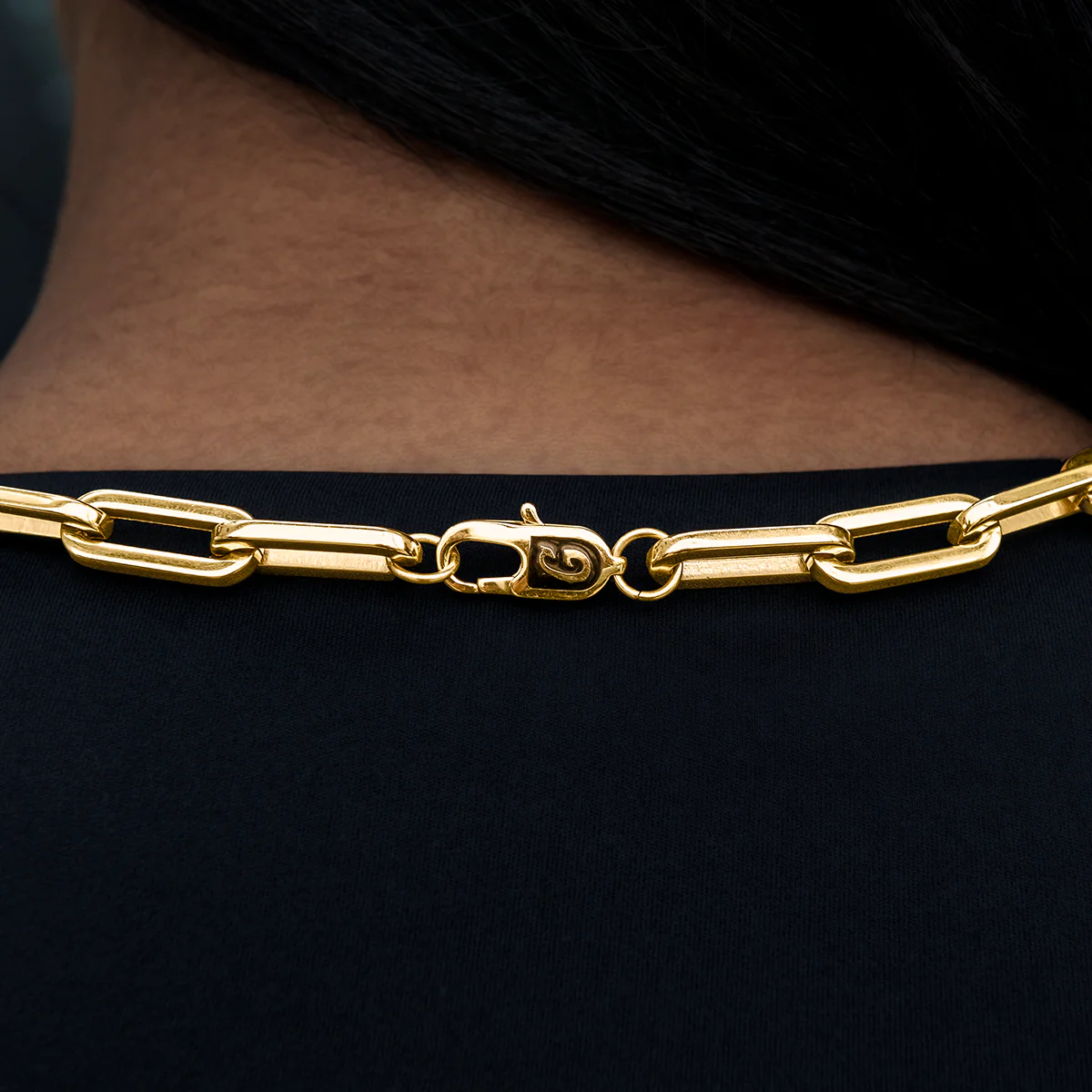 Paper Clip Necklace in Yellow Gold- 8mm - Image 5