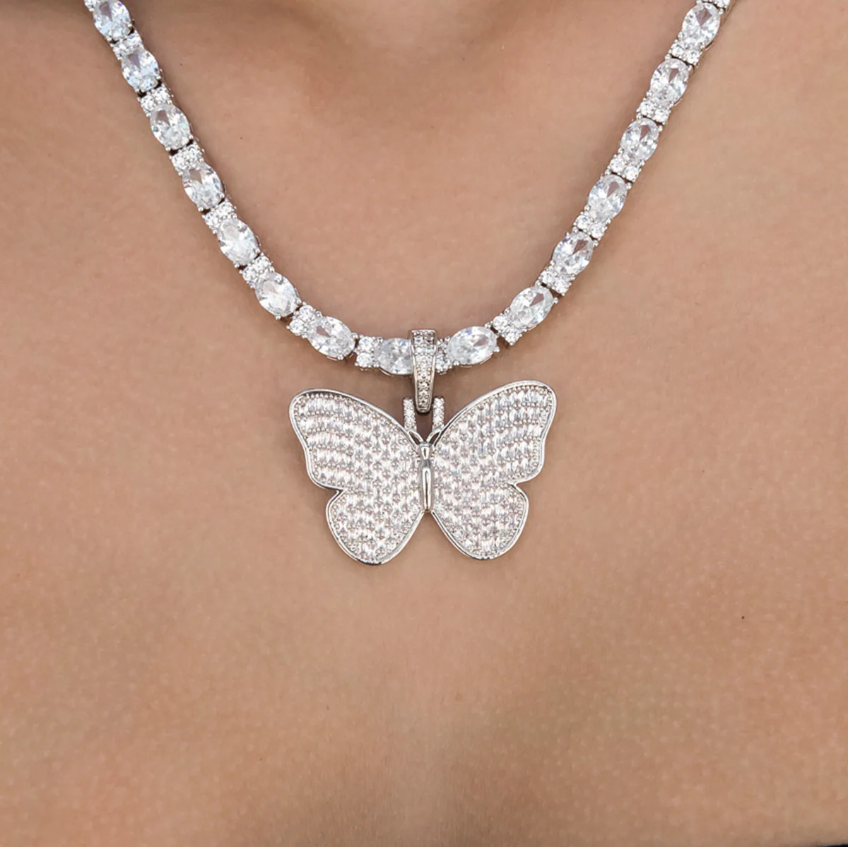 Simple Butterfly Pendant in White Gold