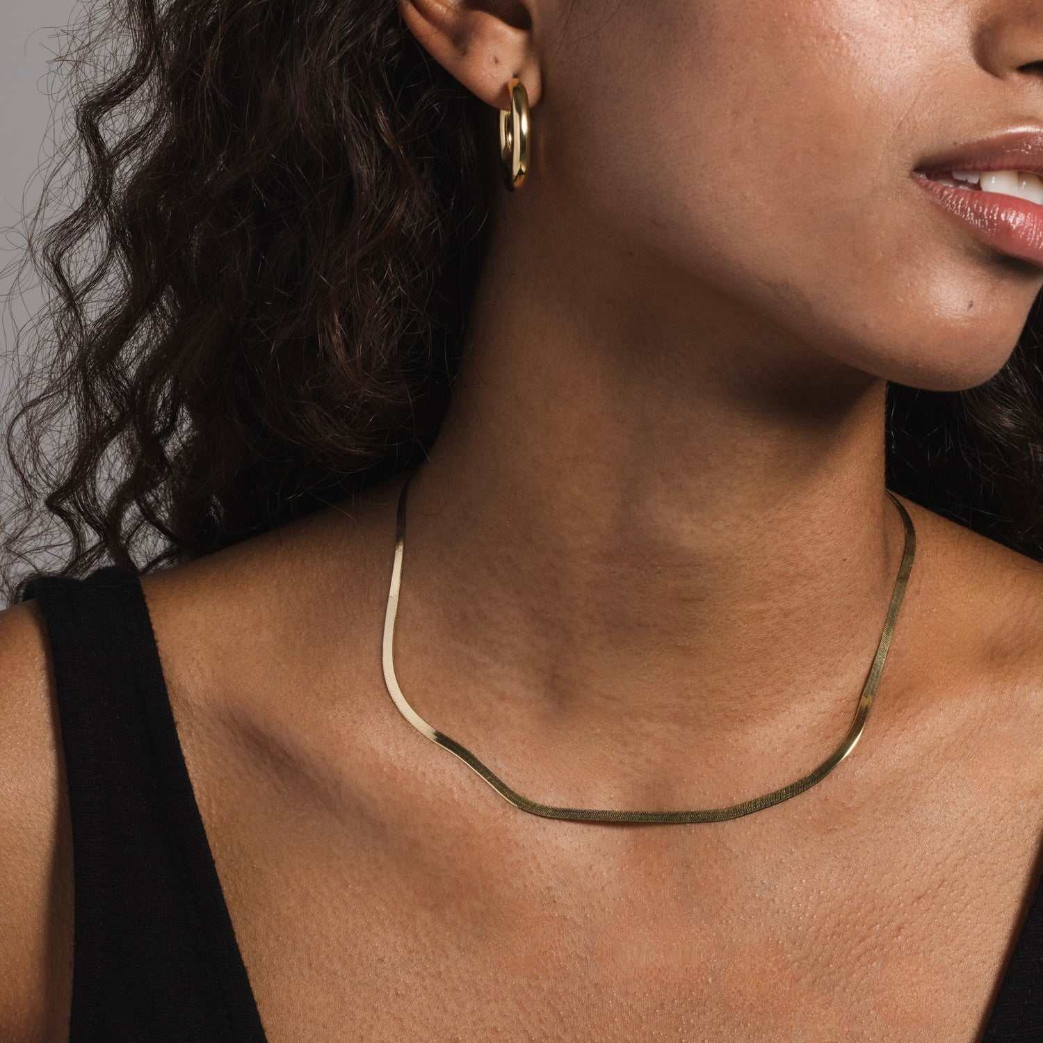 10k Solid Gold Micro Herringbone Chain (2.5mm) - Image 3