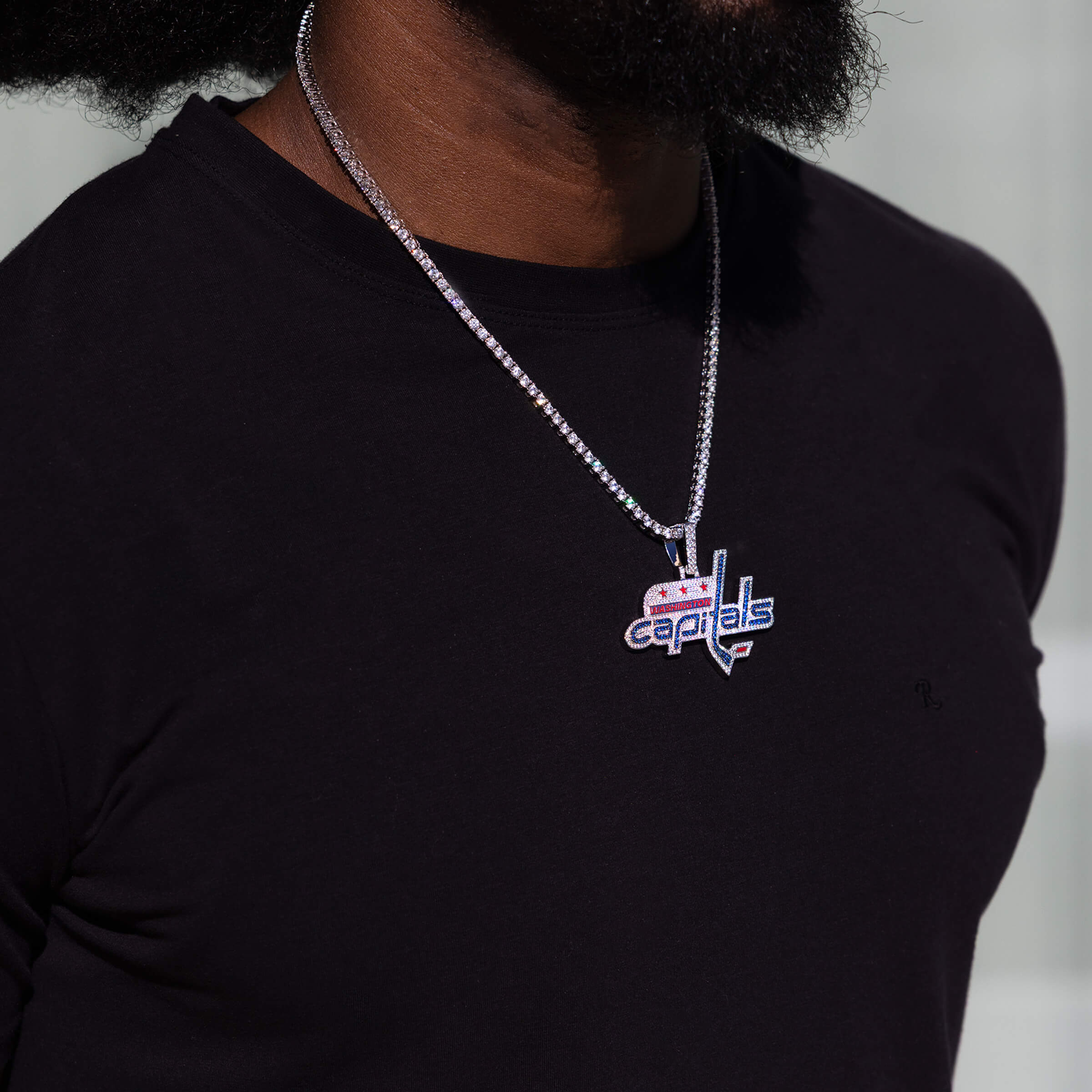 Washington Capitals Official NHL Logo Pendant in White Gold - Image 2