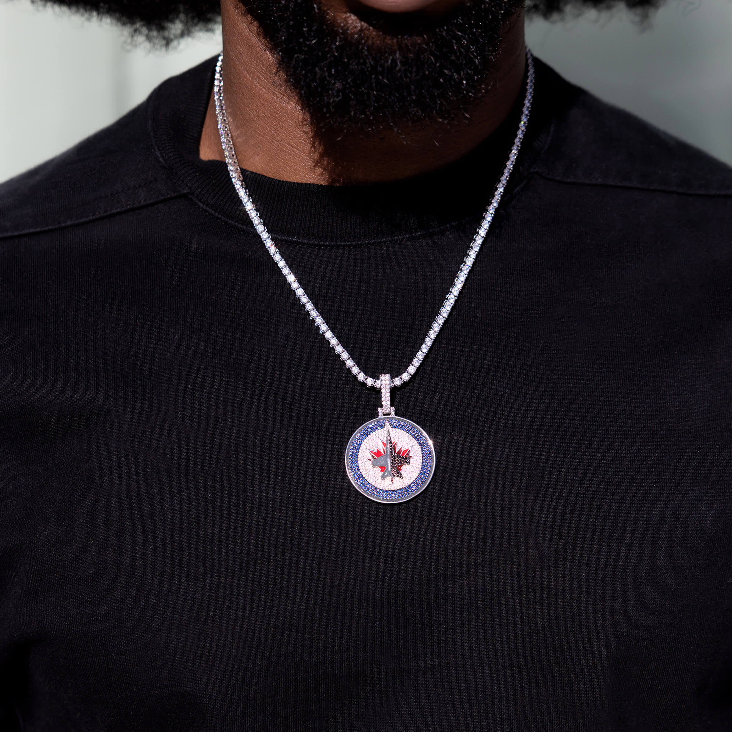 Winnipeg Jets Official NHL Logo Pendant in White Gold - Image 2