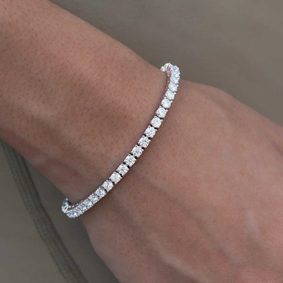 Women's Moissanite Diamond Tennis Bracelet in White Gold Vermeil- 3mm - Image 3